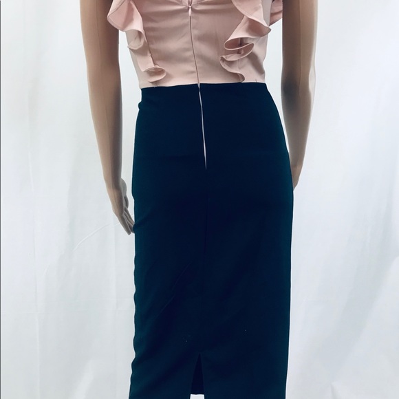 Sleeveless ruffle shoulder midi dress - Picture 5 of 6